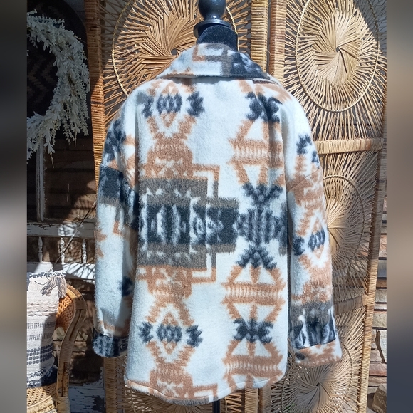 Elan Women's Patterned Jacket - Black, Brown, White_Large - Picture 8 of 9